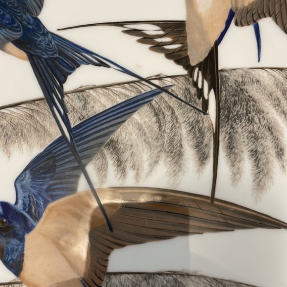 Wedgewood  Franklin Porcelain - Songbirds of the World - Barn Swallow - Picture 3 of 4